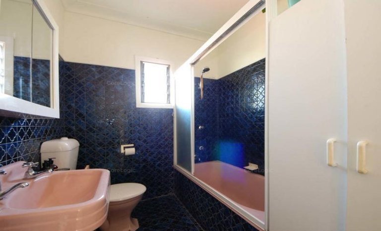 5/4 First Avenue BURLEIGH HEADS 8