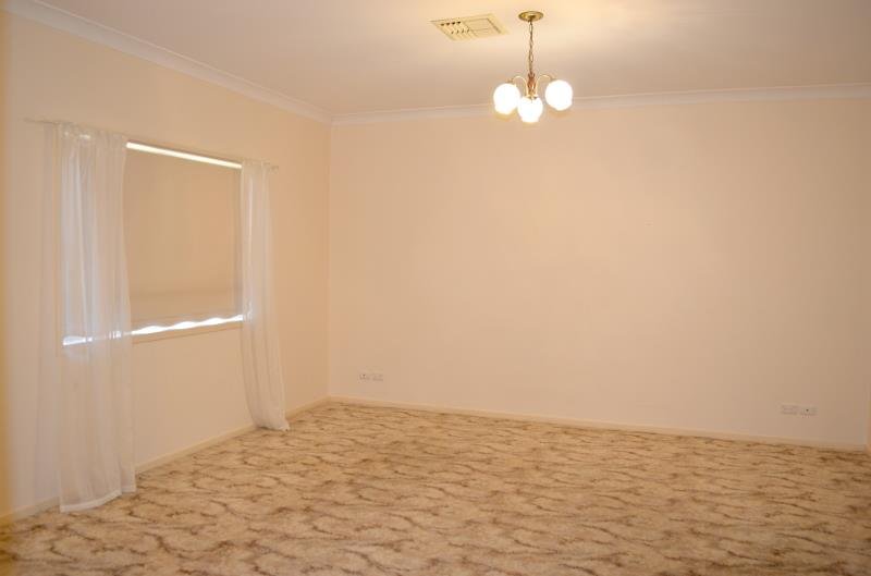 54 Garland Street TURVEY PARK 3