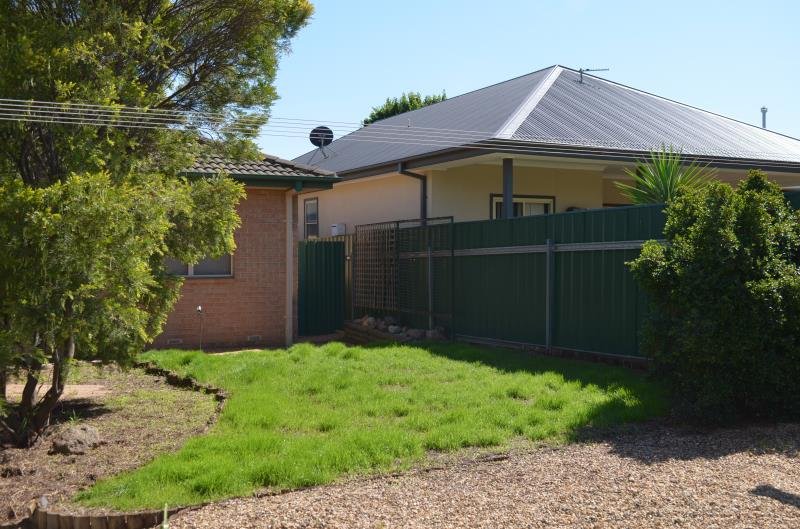 54 Garland Street TURVEY PARK 6