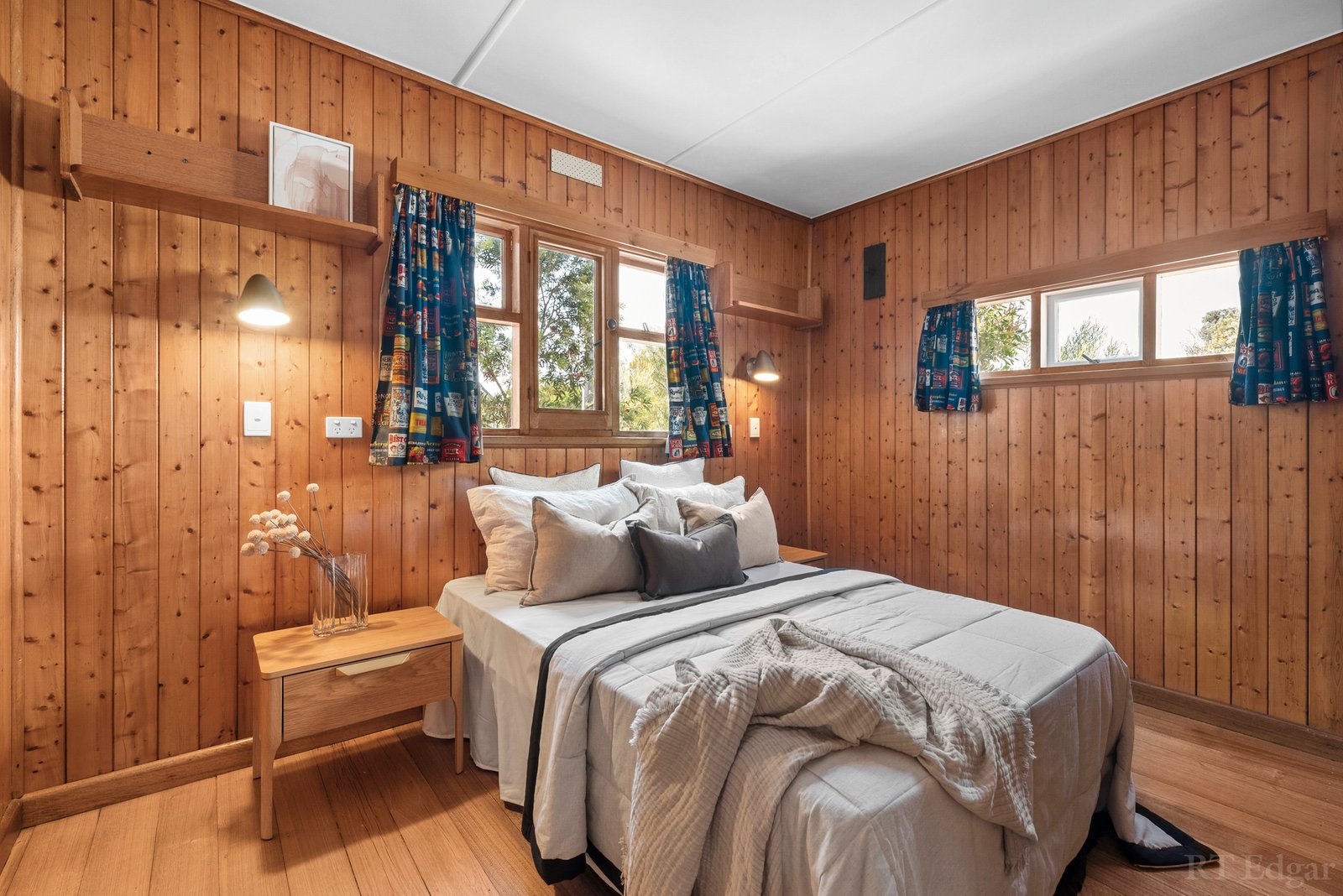 Real Estate and Property in 54 Glaneuse Road, Point Lonsdale, VIC