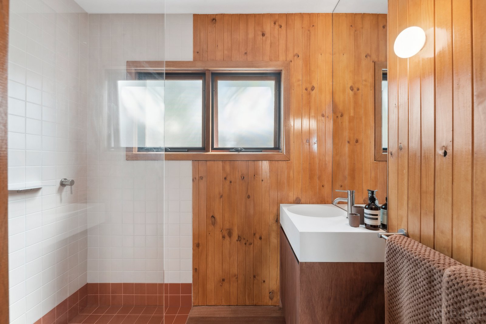 Real Estate and Property in 54 Glaneuse Road, Point Lonsdale, VIC