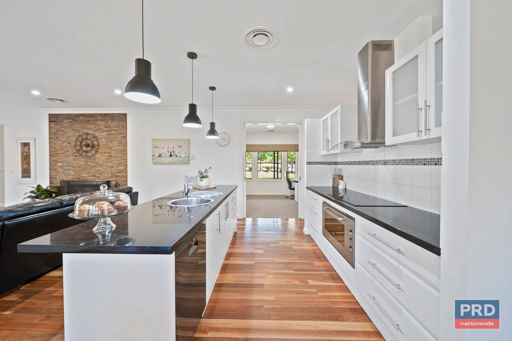 54 Glen Clare Drive SEDGWICK 5