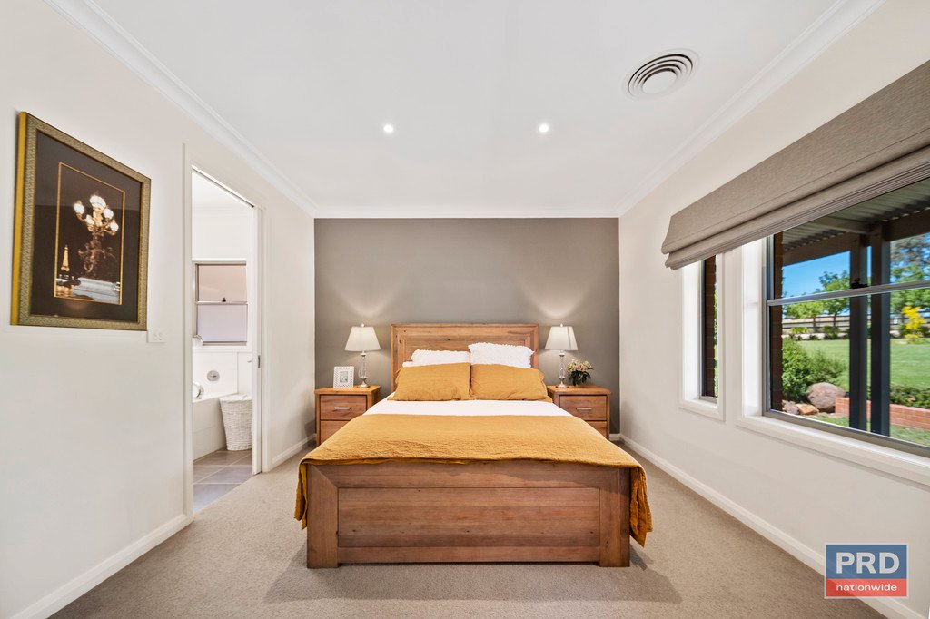 54 Glen Clare Drive SEDGWICK 9