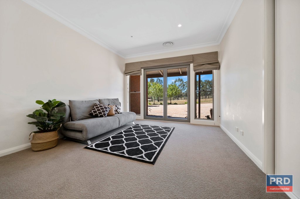 54 Glen Clare Drive SEDGWICK 11
