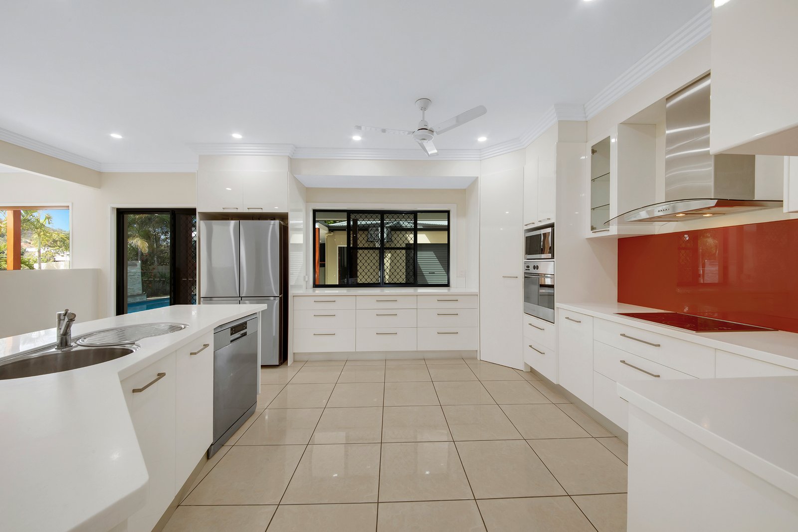 54 Golf View Drive BOYNE ISLAND 6