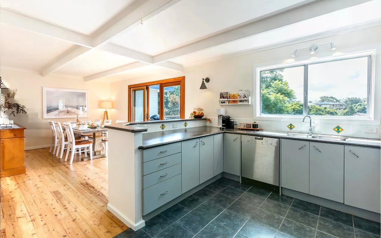 54 Government Road NELSON BAY 4