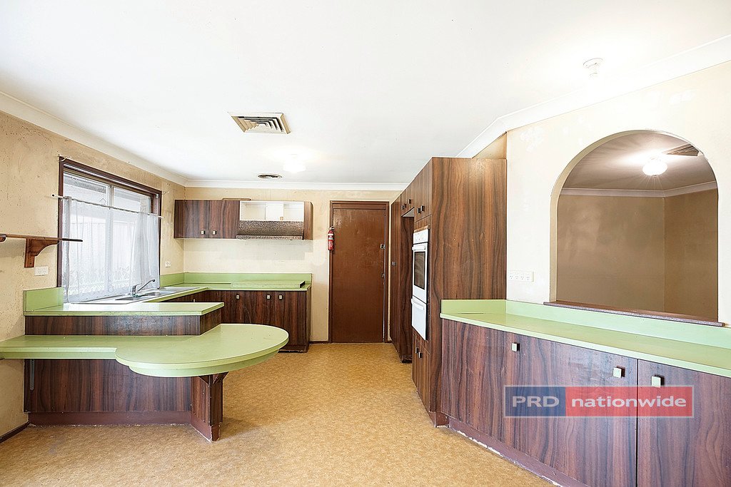 54 Grazier Crescent WERRINGTON DOWNS 7