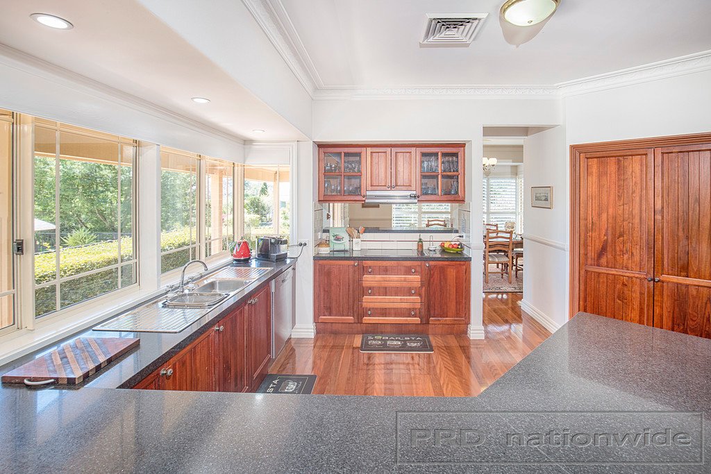 54 Hilldale Drive BOLWARRA HEIGHTS 4