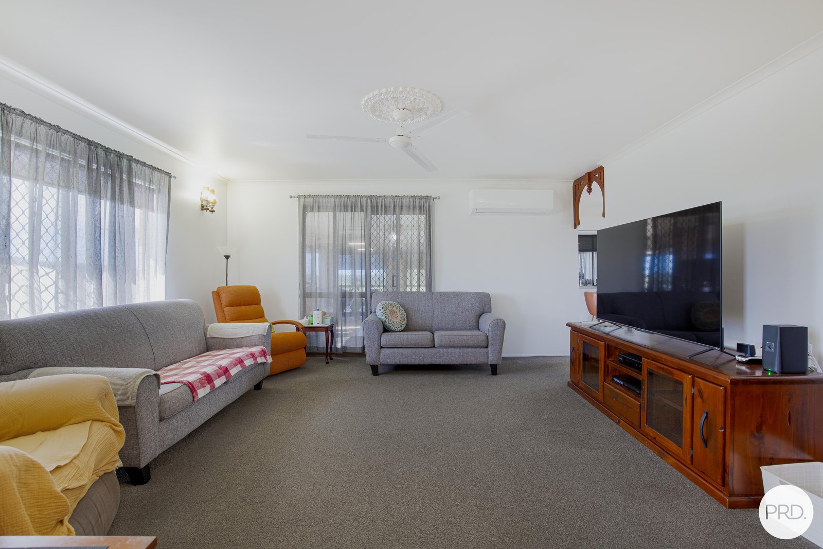 54 Horsbourgh Road HAY POINT 7