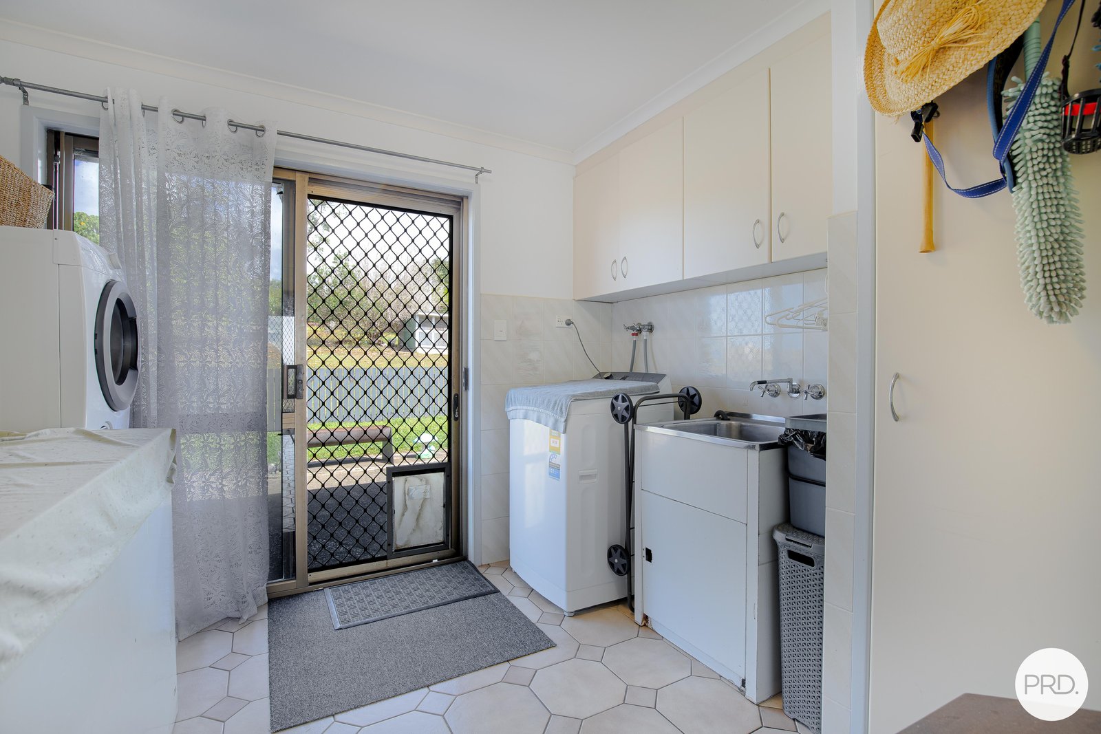54 Horsburgh Road HAY POINT 12