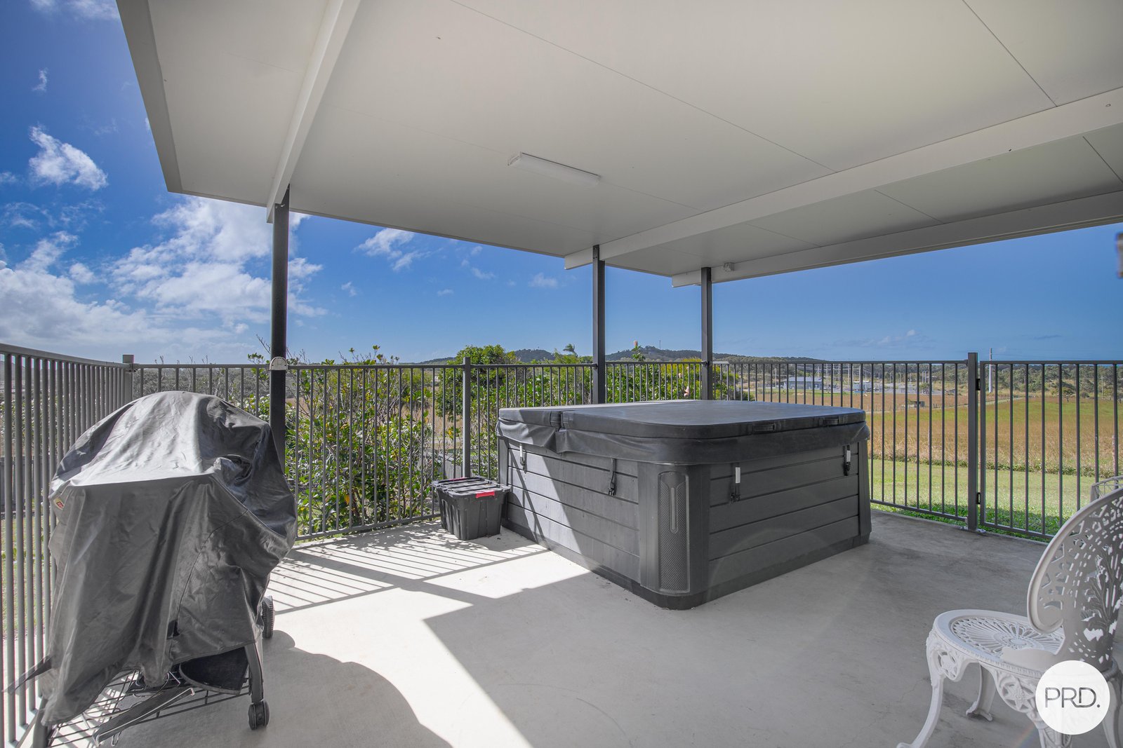 54 Horsburgh Road HAY POINT 13