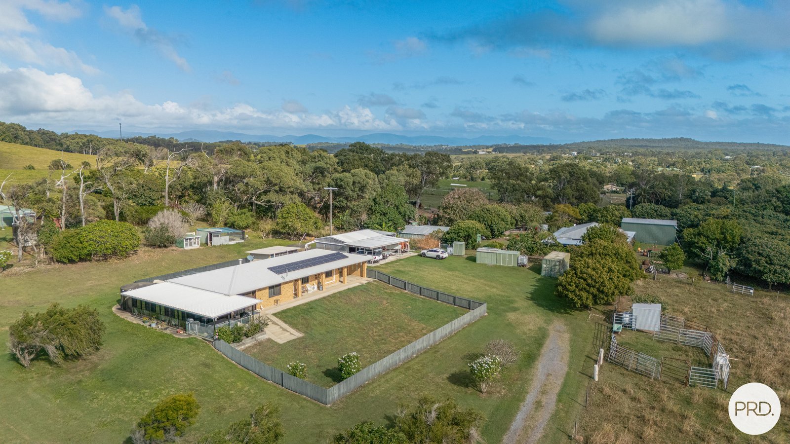 54 Horsburgh Road HAY POINT 16