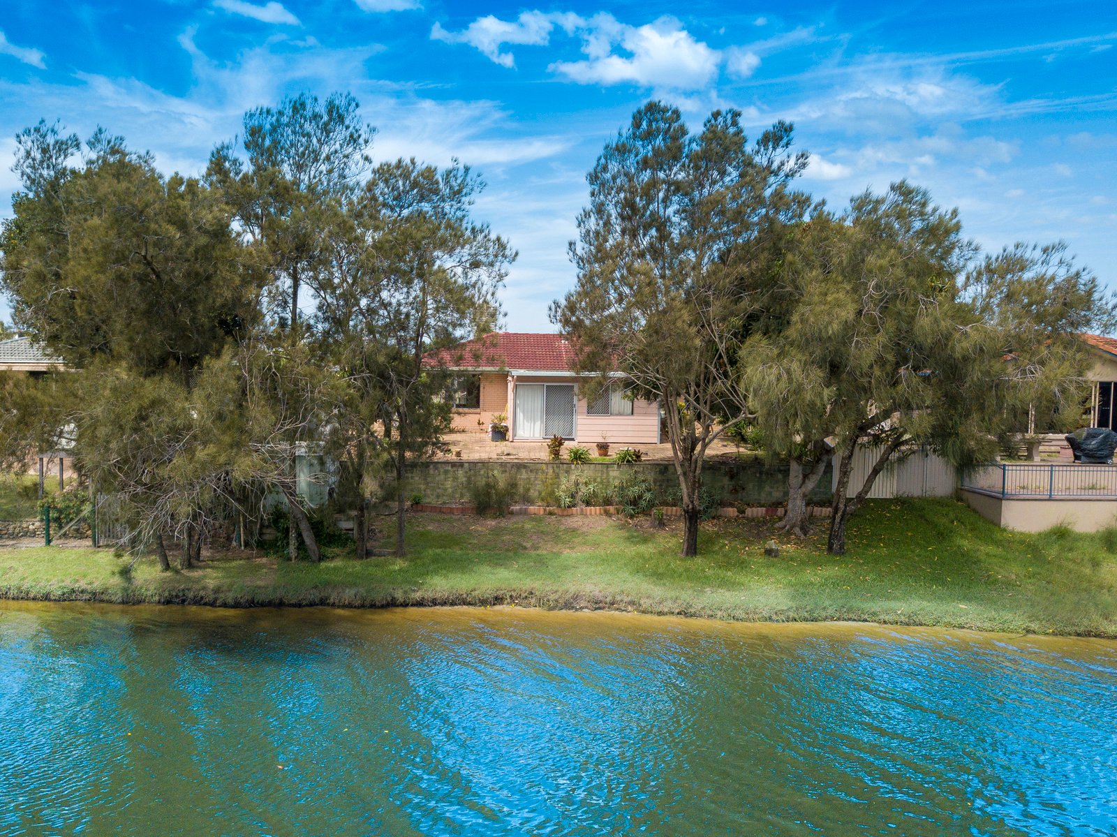 54 Jabiru Ave  BURLEIGH WATERS 3