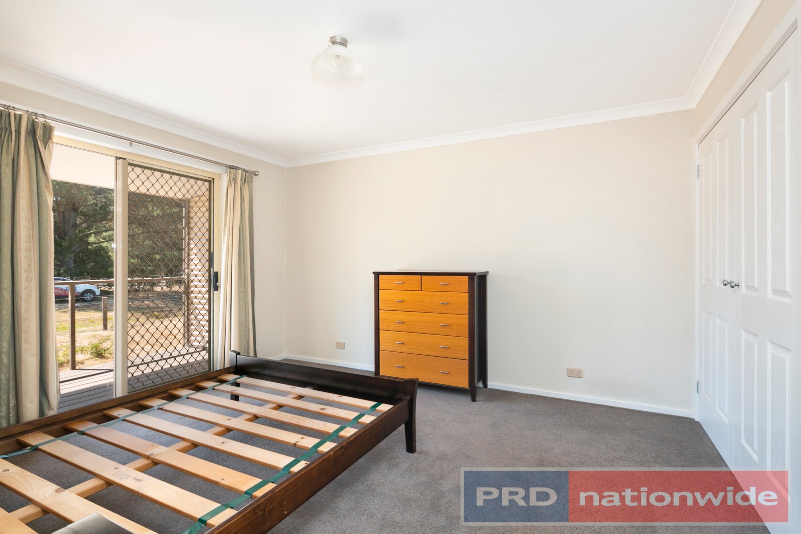 54 Jackson Street LINTON 9