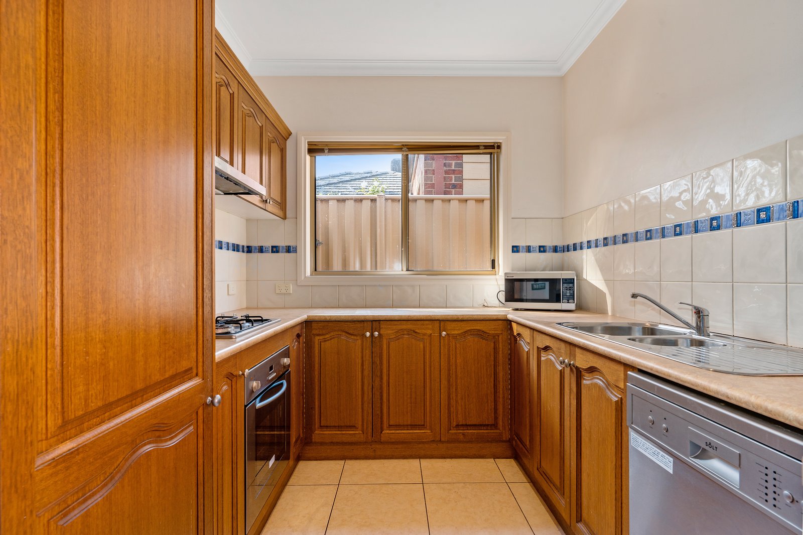 5/4 Keck Street FLORA HILL 3