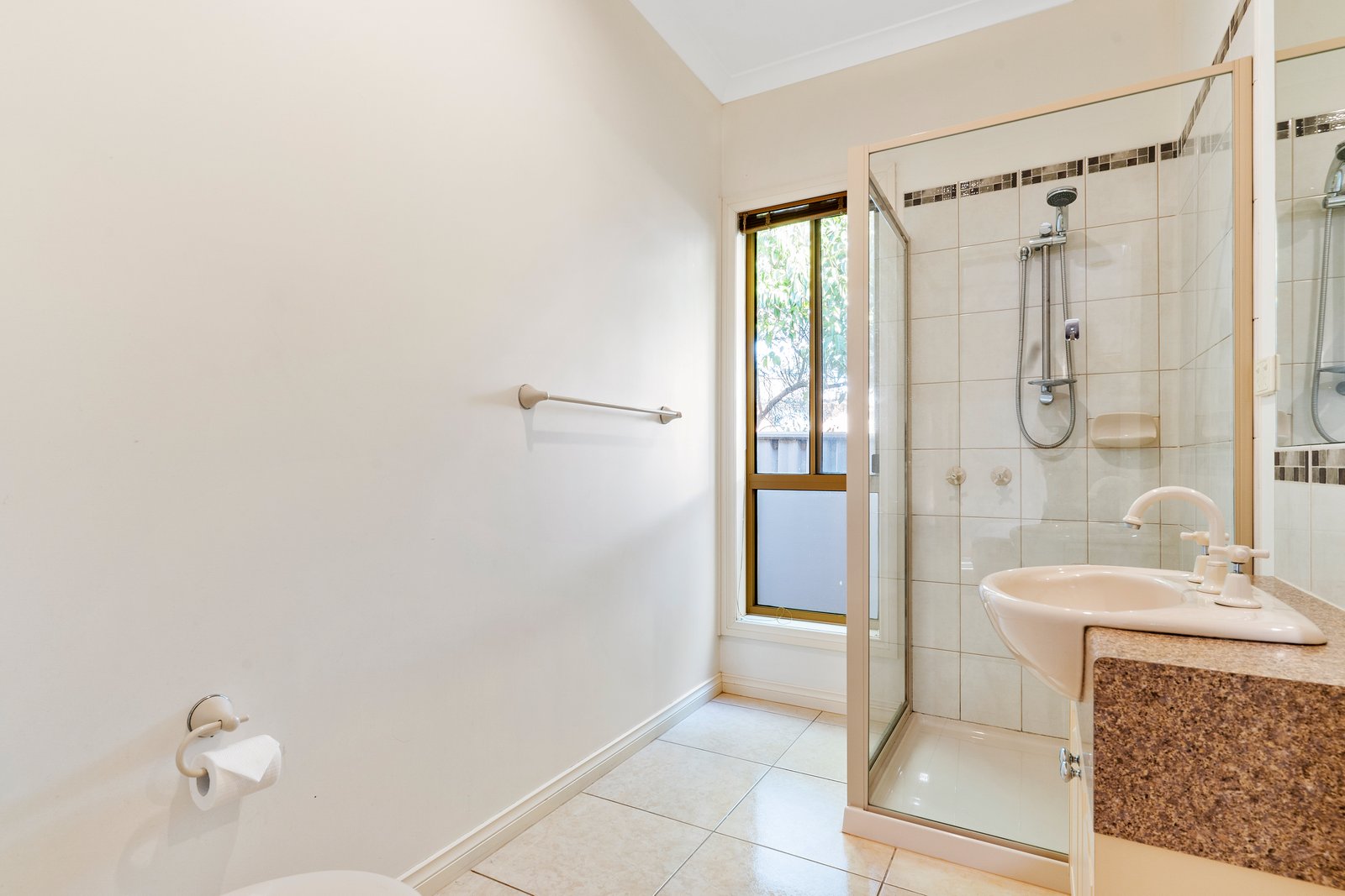 5/4 Keck Street FLORA HILL 7