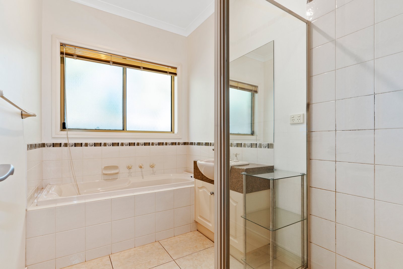 5/4 Keck Street FLORA HILL 10
