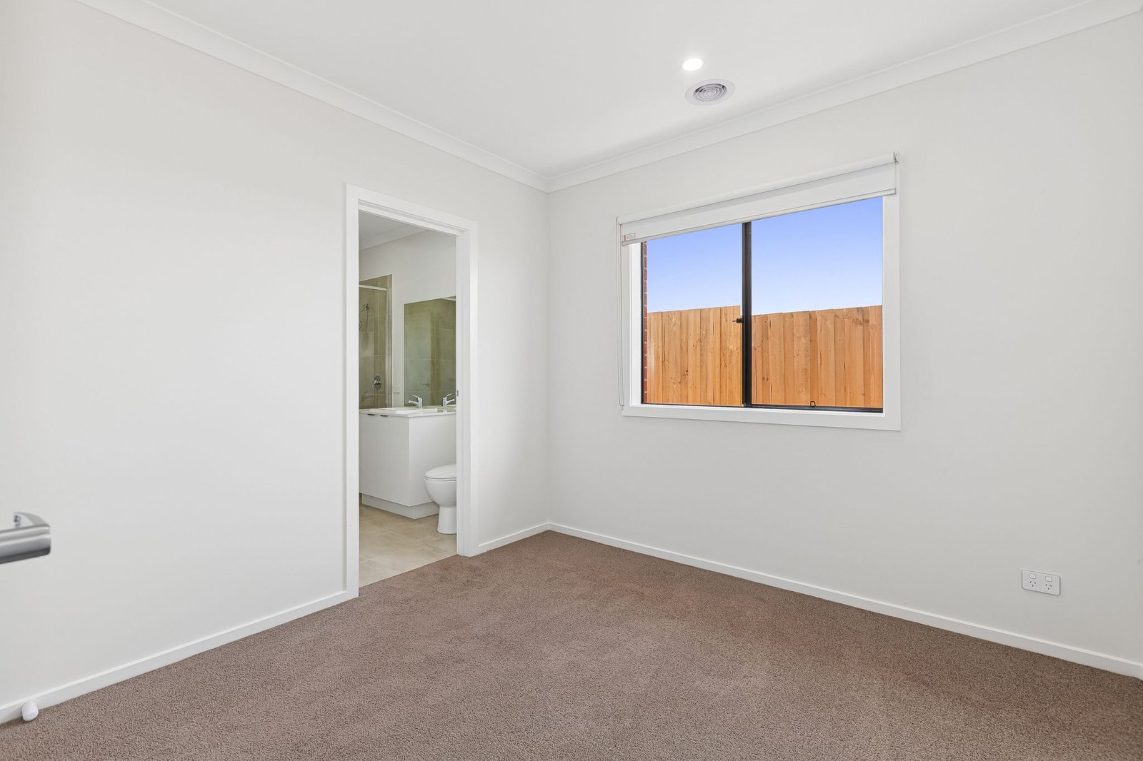 Gallery: 54 Lily Dr