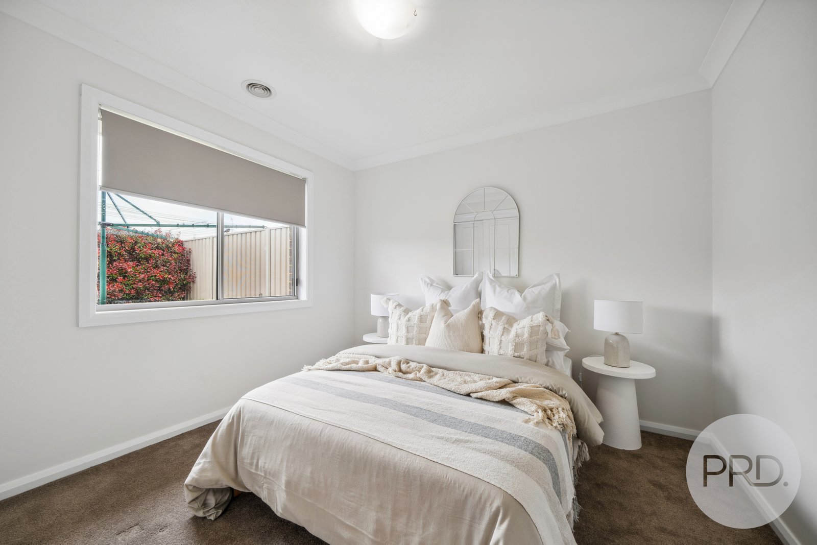 54 Lingiari Drive LLOYD 10