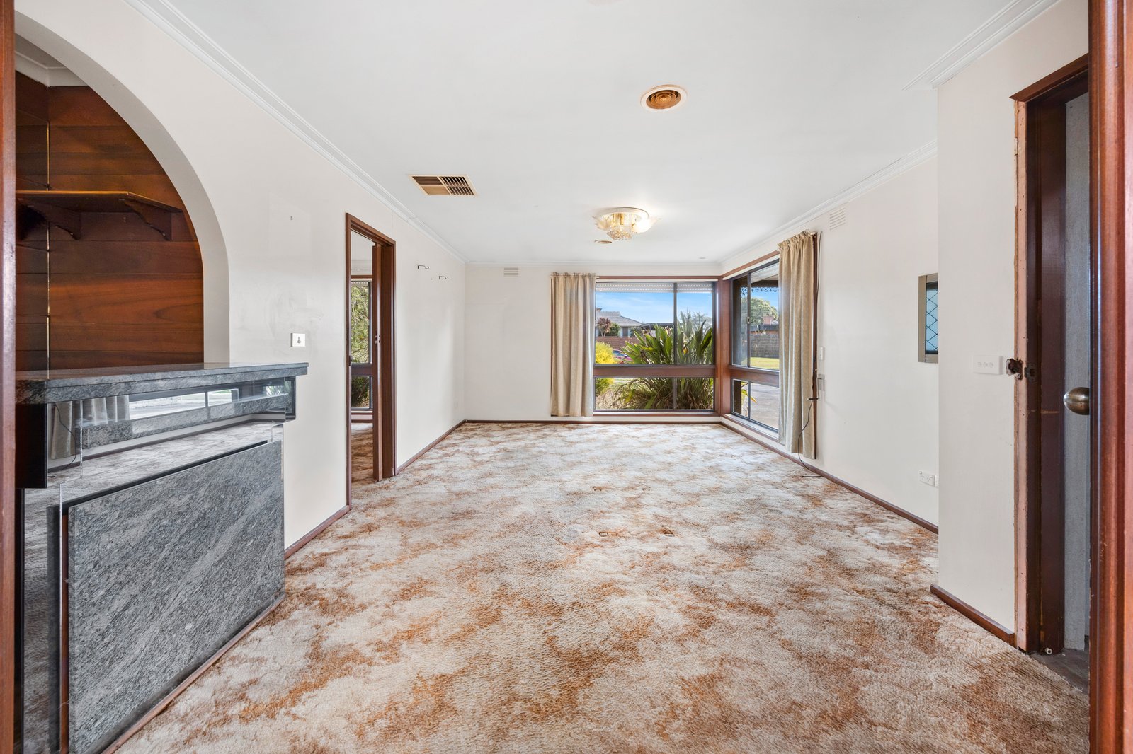Gallery: 54 Long Street