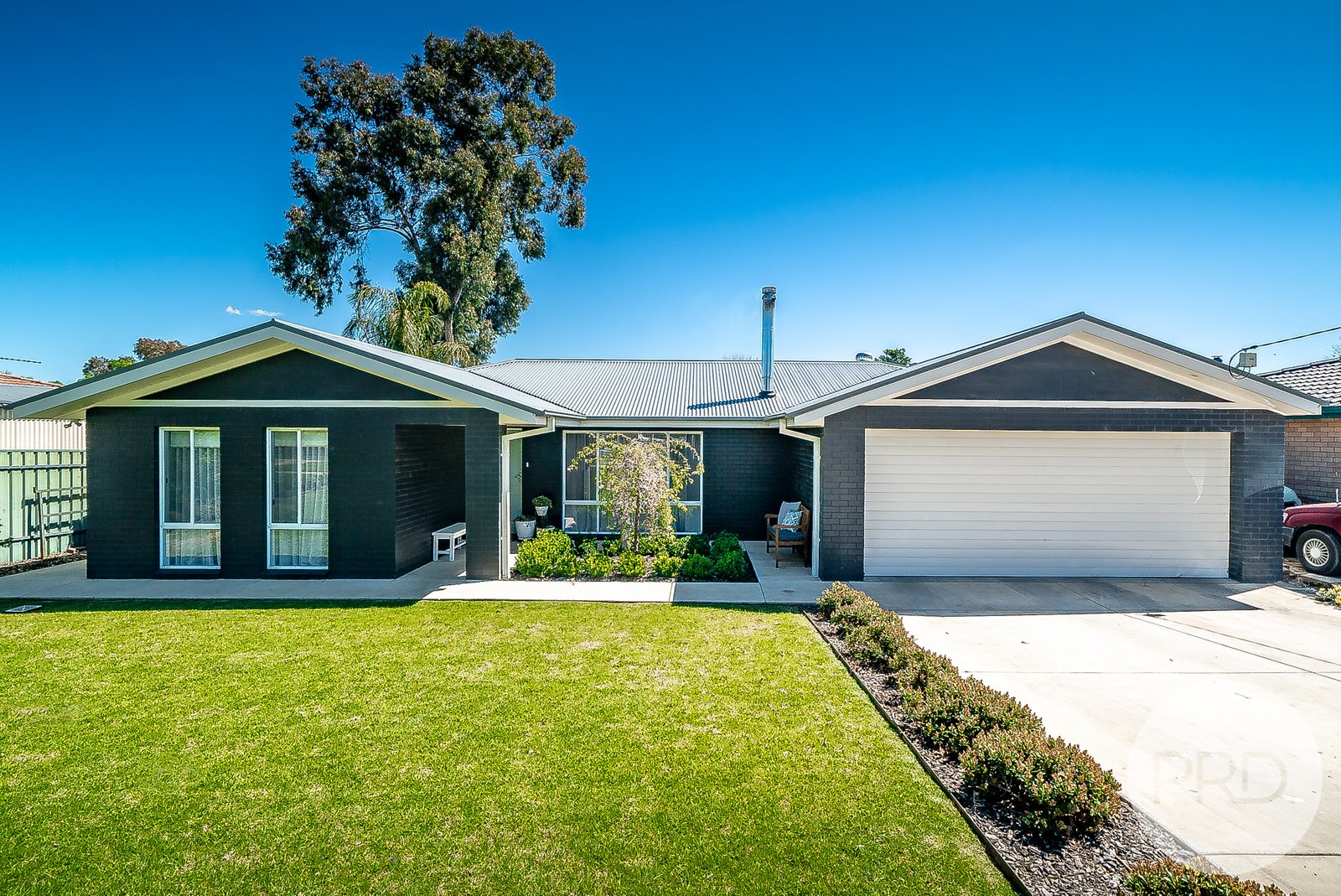 54 Main Street LAKE ALBERT 1