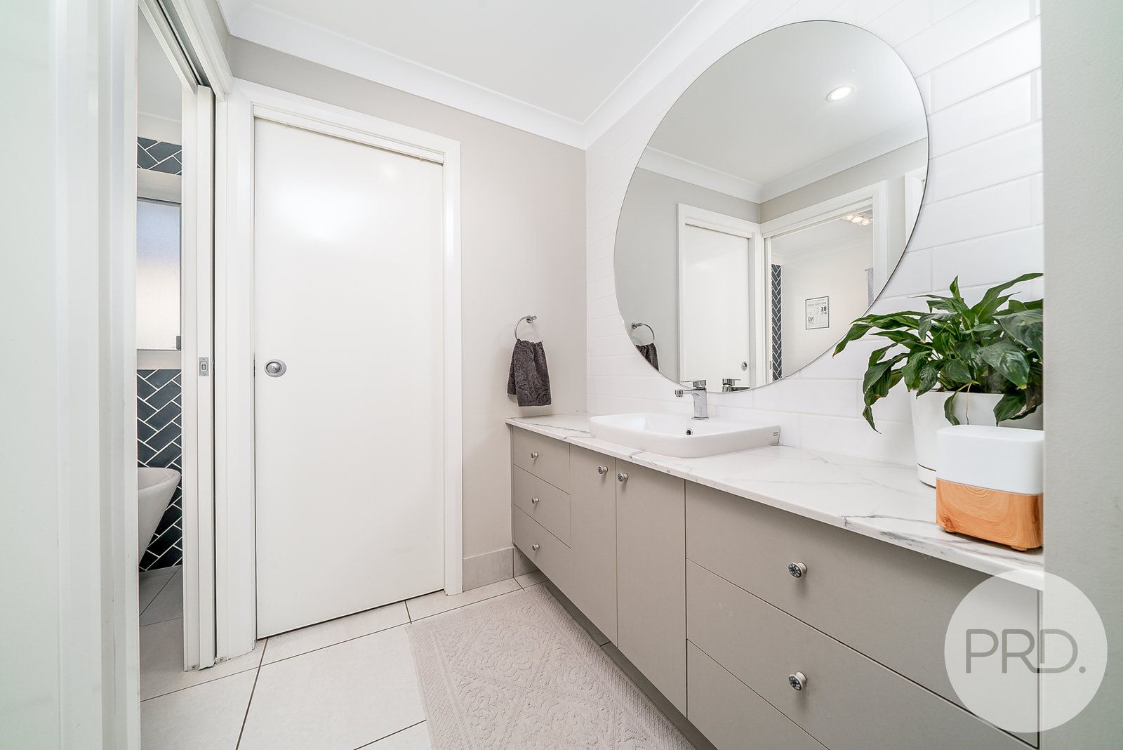 54 Main Street LAKE ALBERT 7