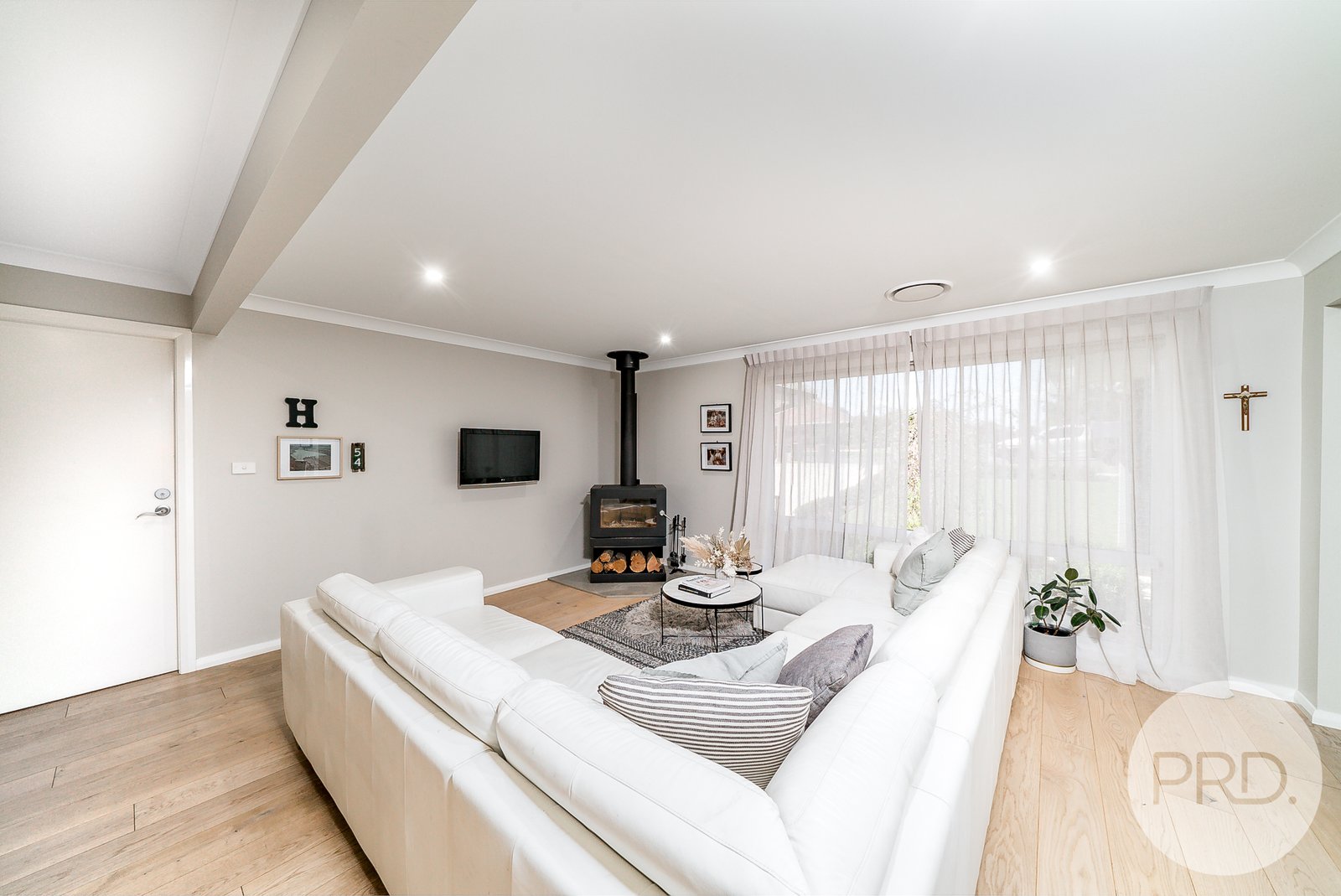 54 Main Street LAKE ALBERT 17