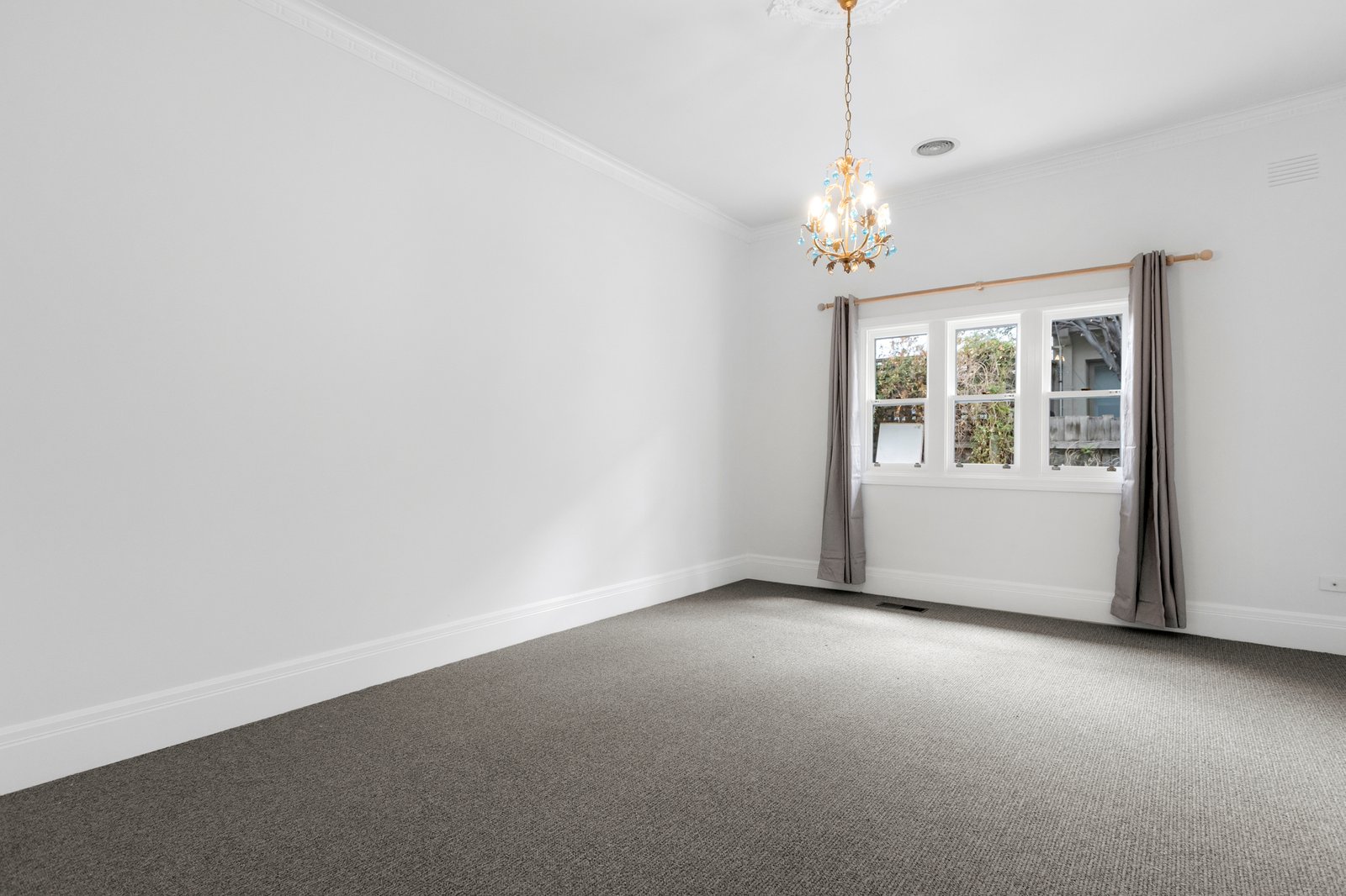 Gallery: 54 Male Street