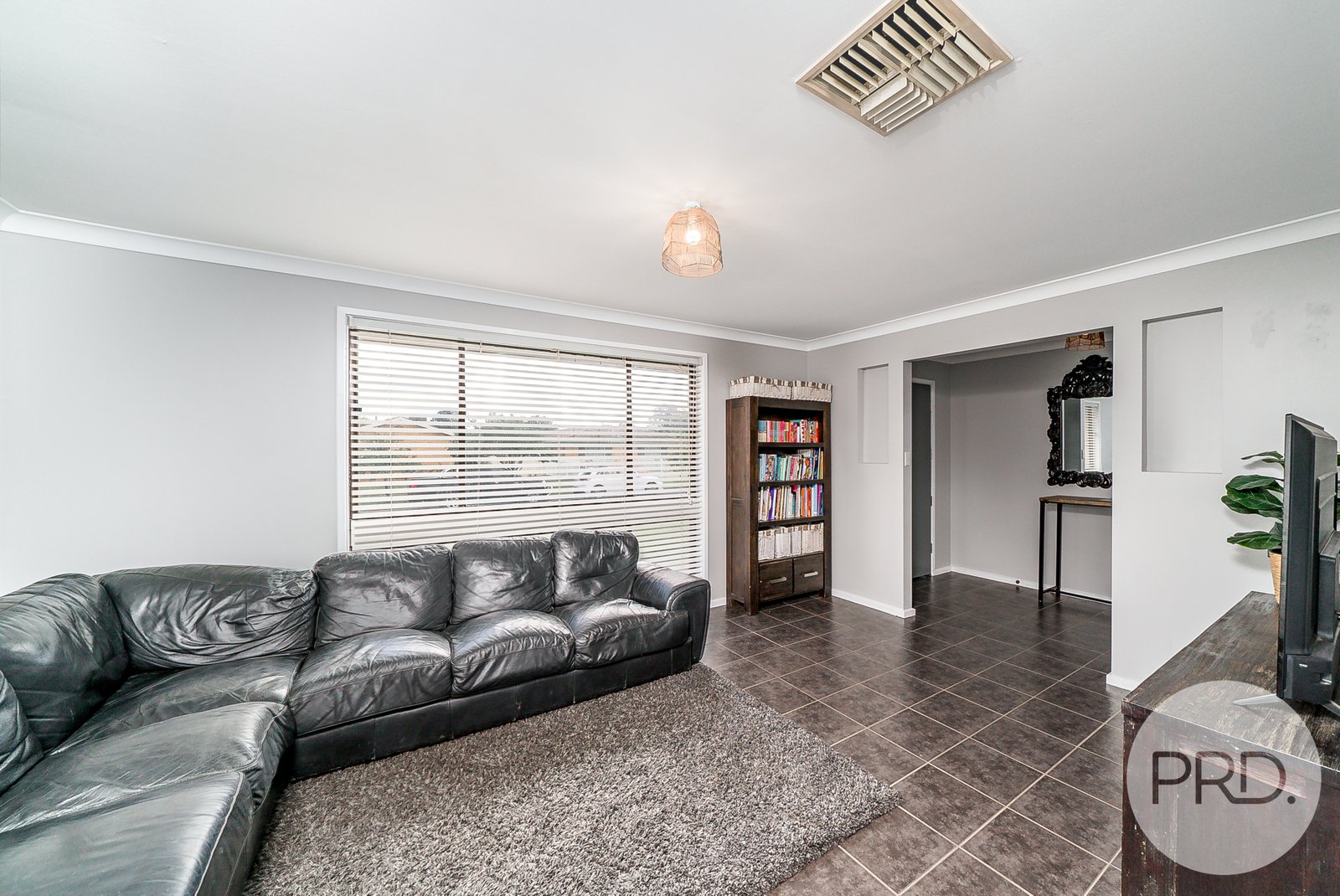 54 Maple Road LAKE ALBERT 3