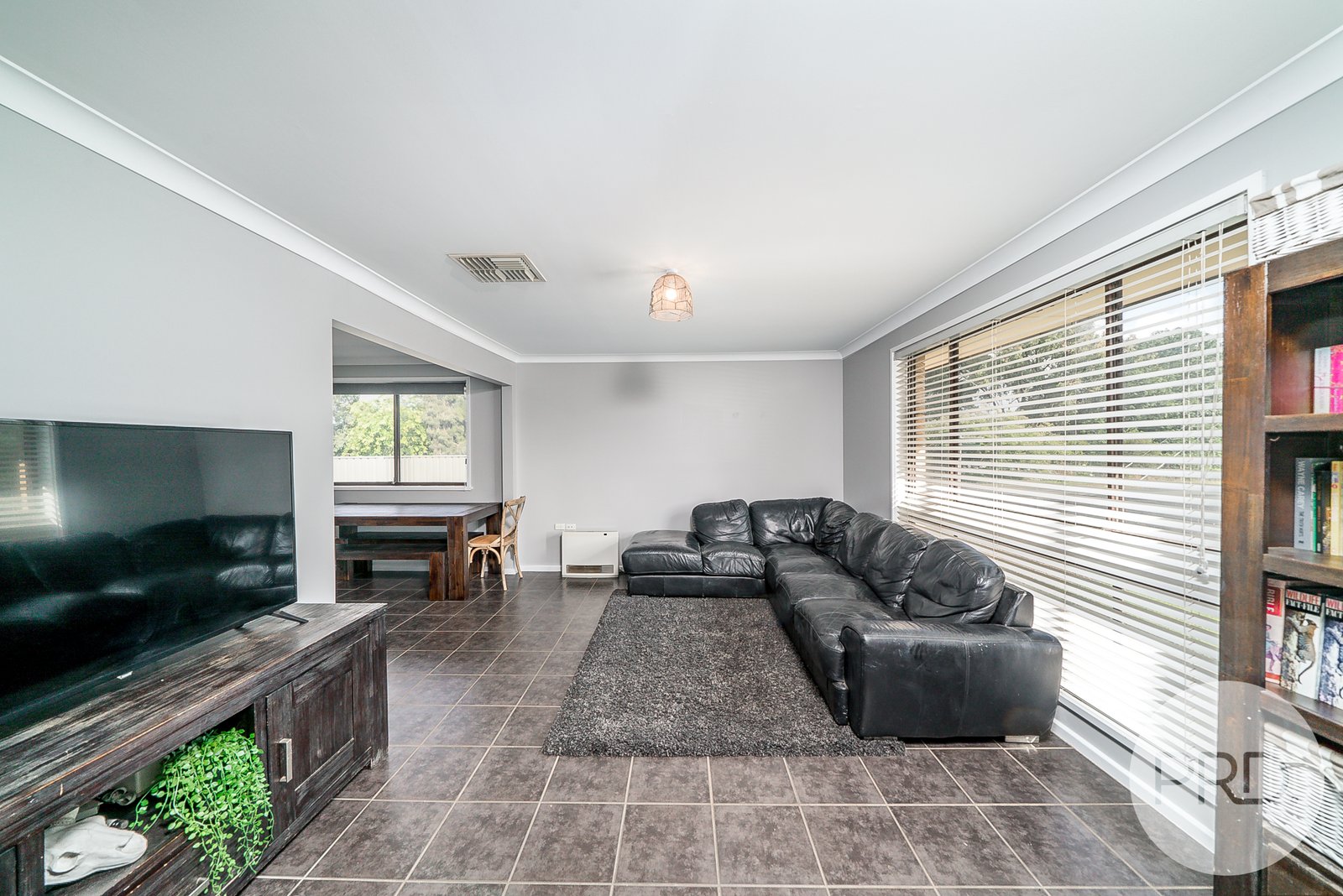 54 Maple Road LAKE ALBERT 10