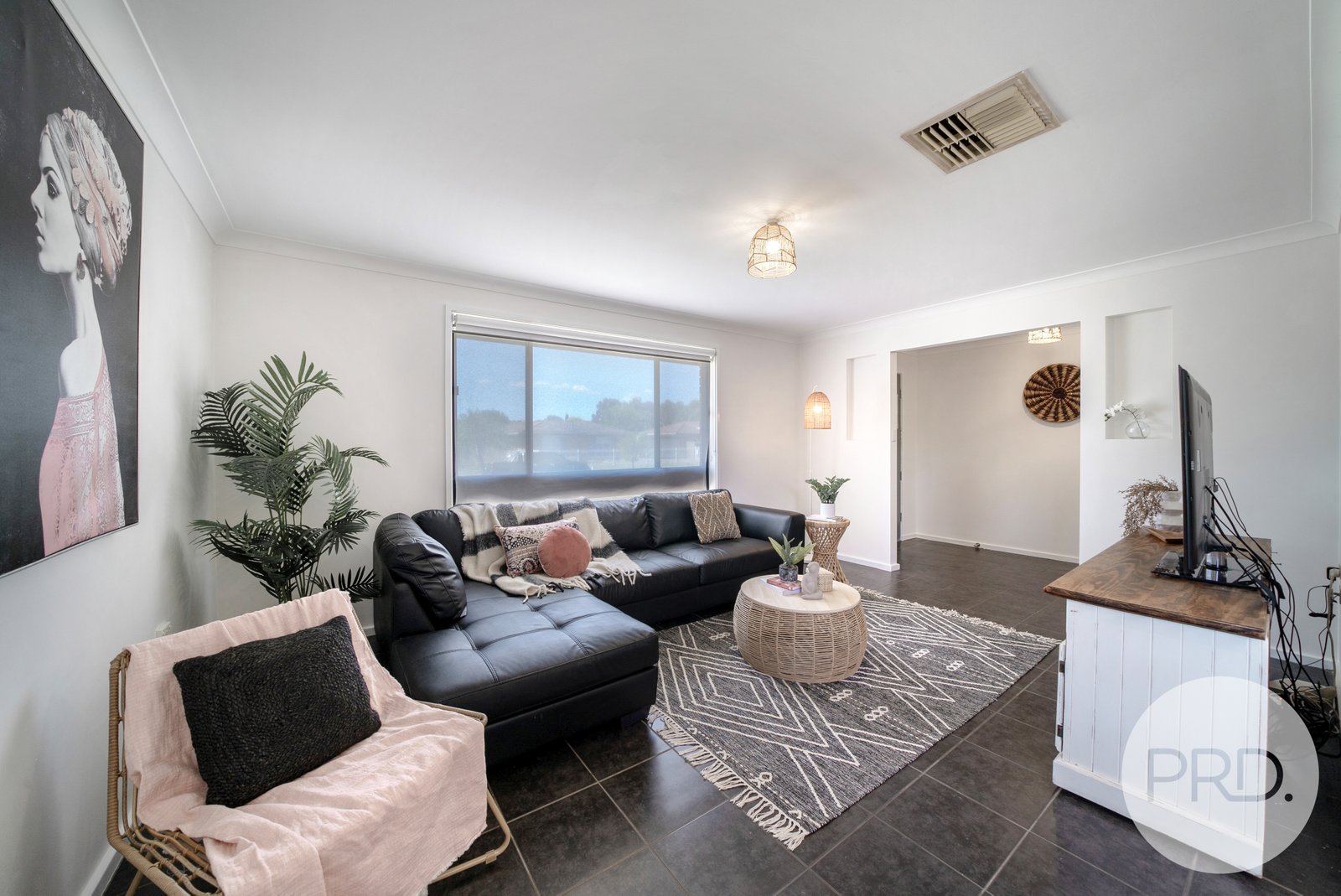 54 Maple Road LAKE ALBERT 3