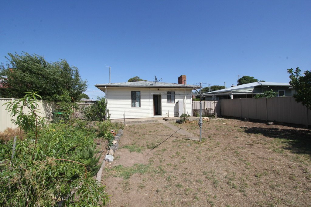 54 Marigold Street WENDOUREE 9