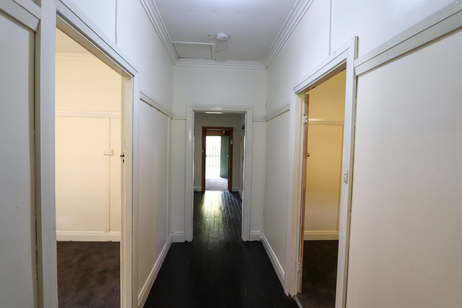 54 Mate Street TUMBARUMBA 4