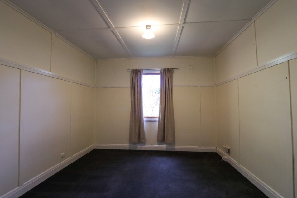 54 Mate Street TUMBARUMBA 7