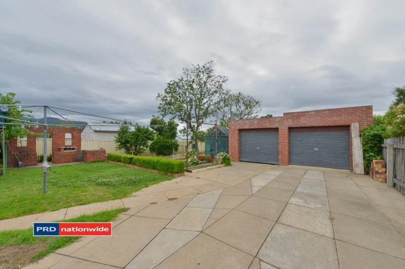 54 Mathew Street TAMWORTH 8