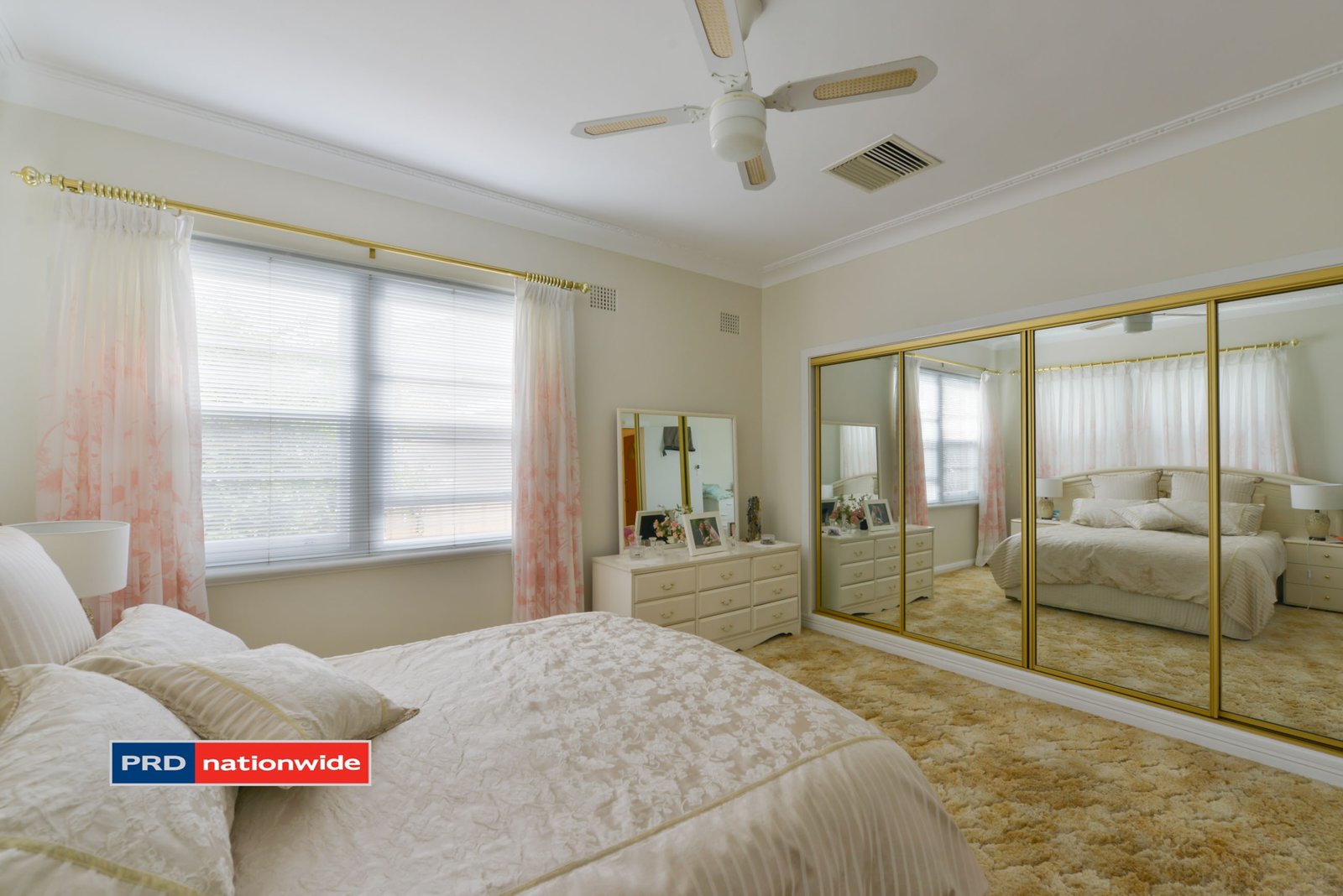 54 Mathews Street TAMWORTH 4