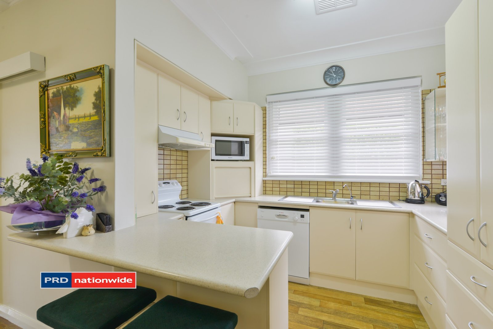 54 Mathews Street TAMWORTH 8