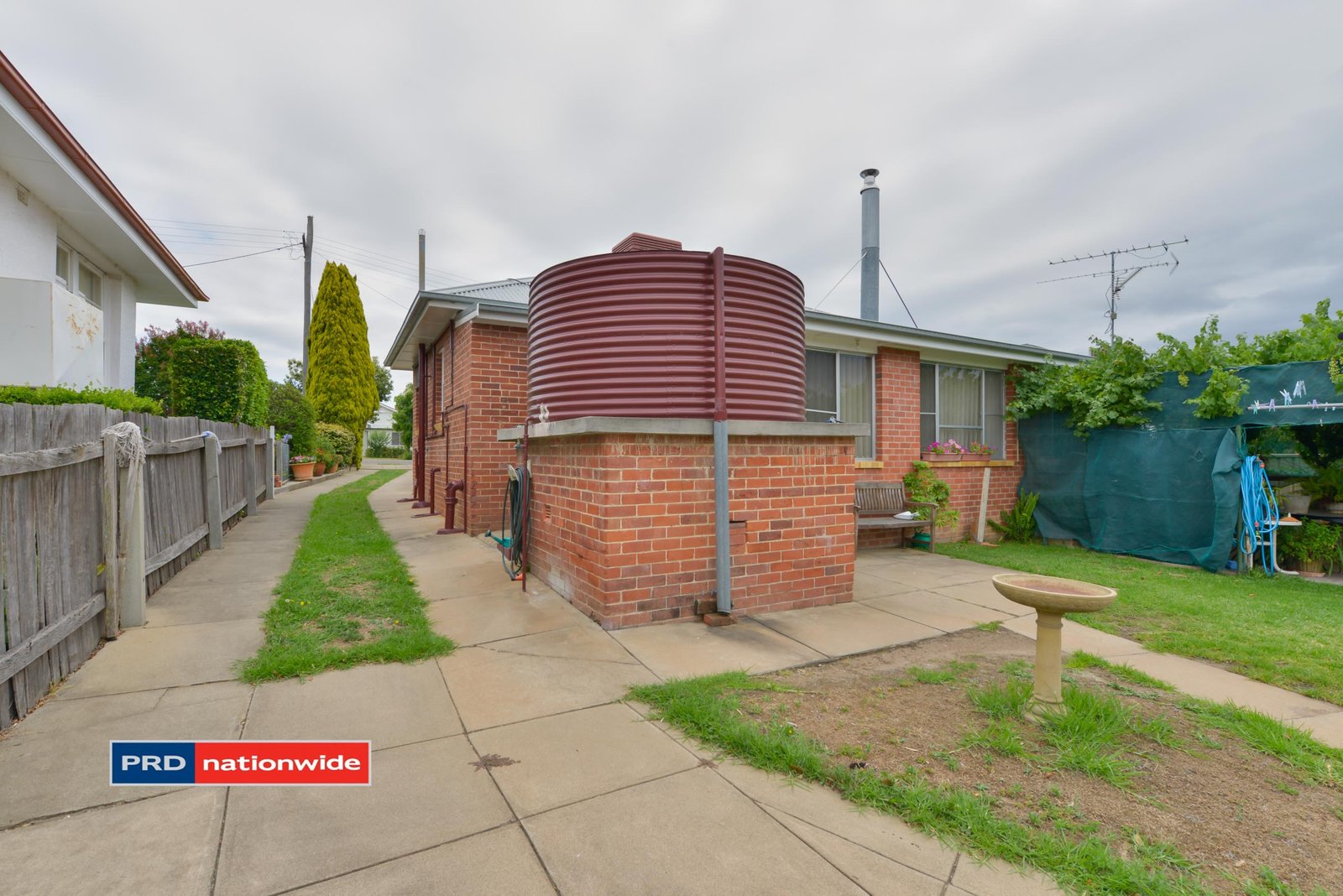 54 Mathews Street TAMWORTH 11