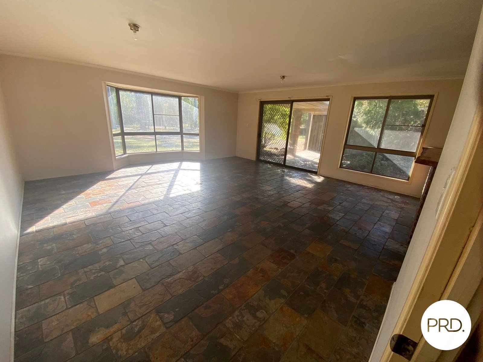 54 Mayfield Road PLACID HILLS 2