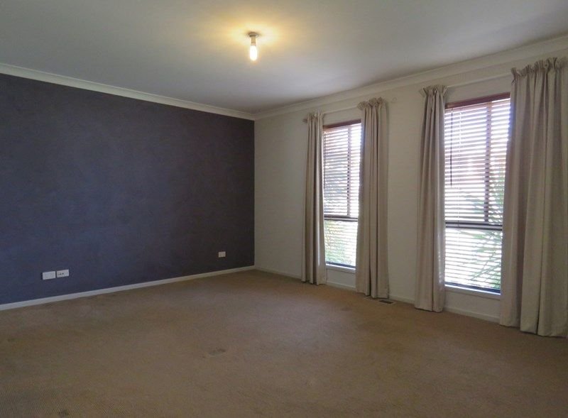 54 Mountain View Drive LAVINGTON 9