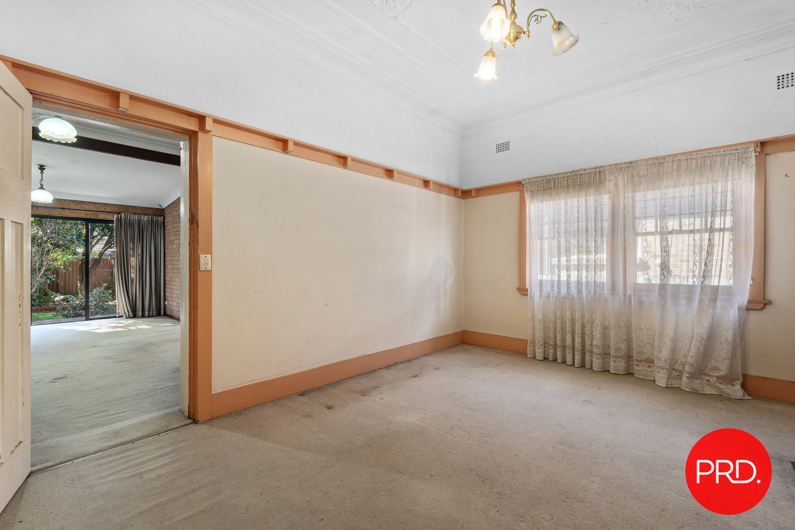 54 Ocean Street KOGARAH 3