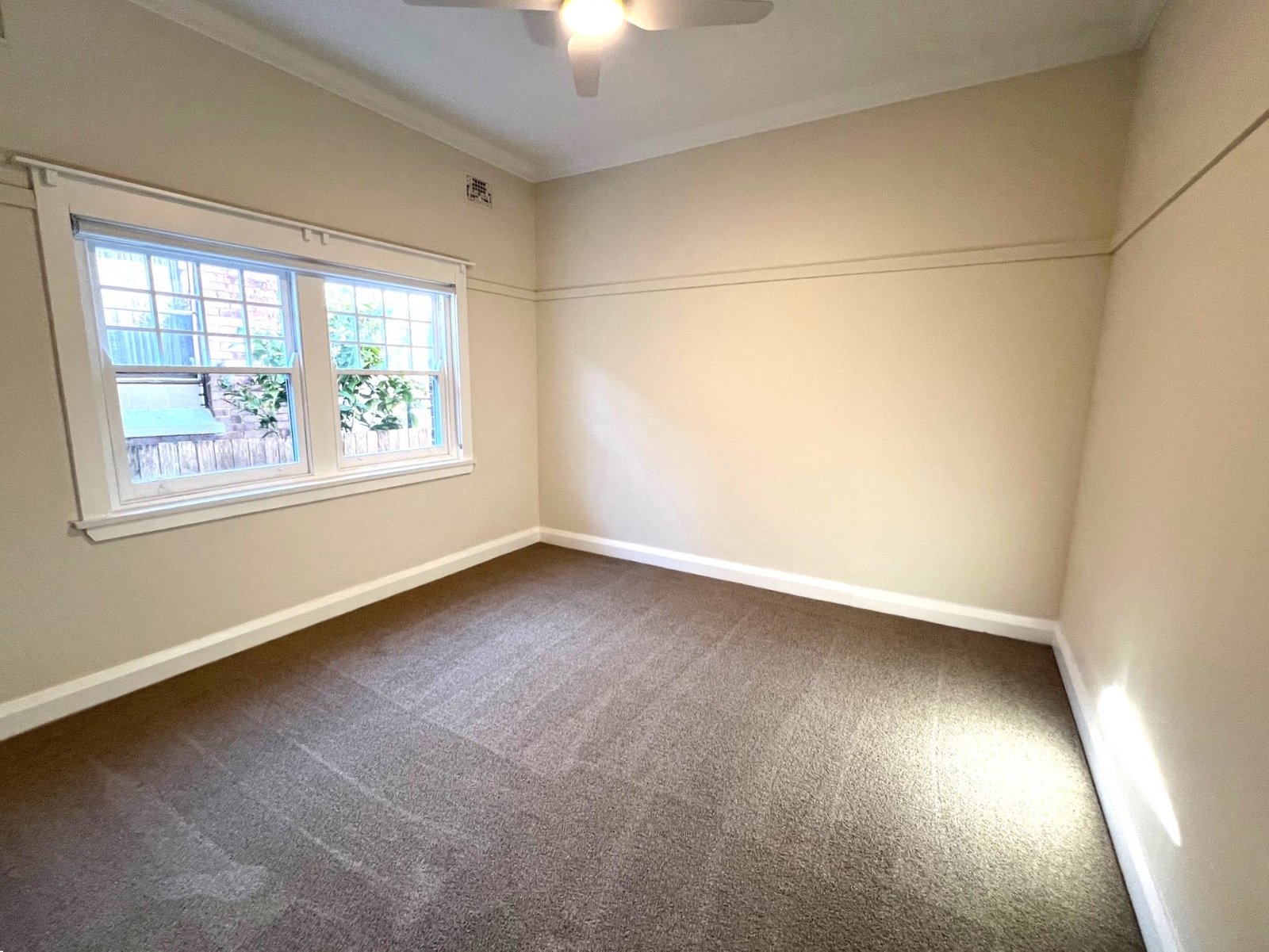 54 Ocean Street KOGARAH 5