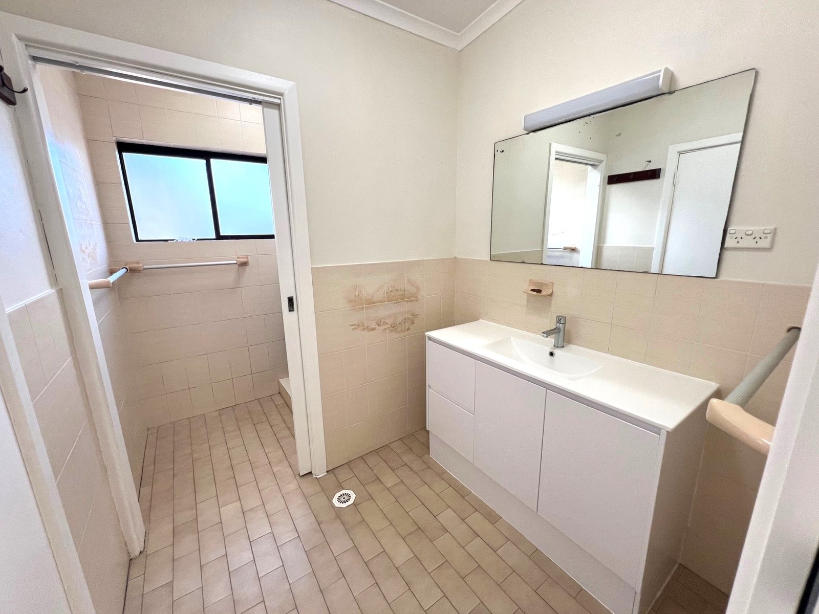 54 Ocean Street KOGARAH 7