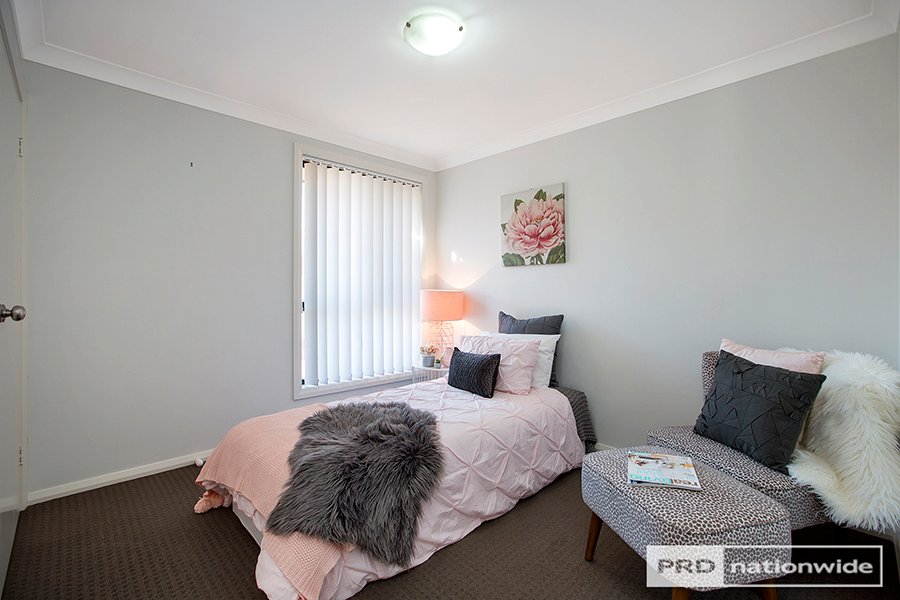 54 Orley Drive TAMWORTH 6