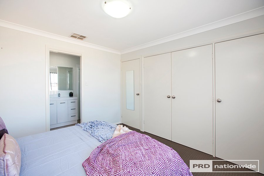54 Orley Drive TAMWORTH 15