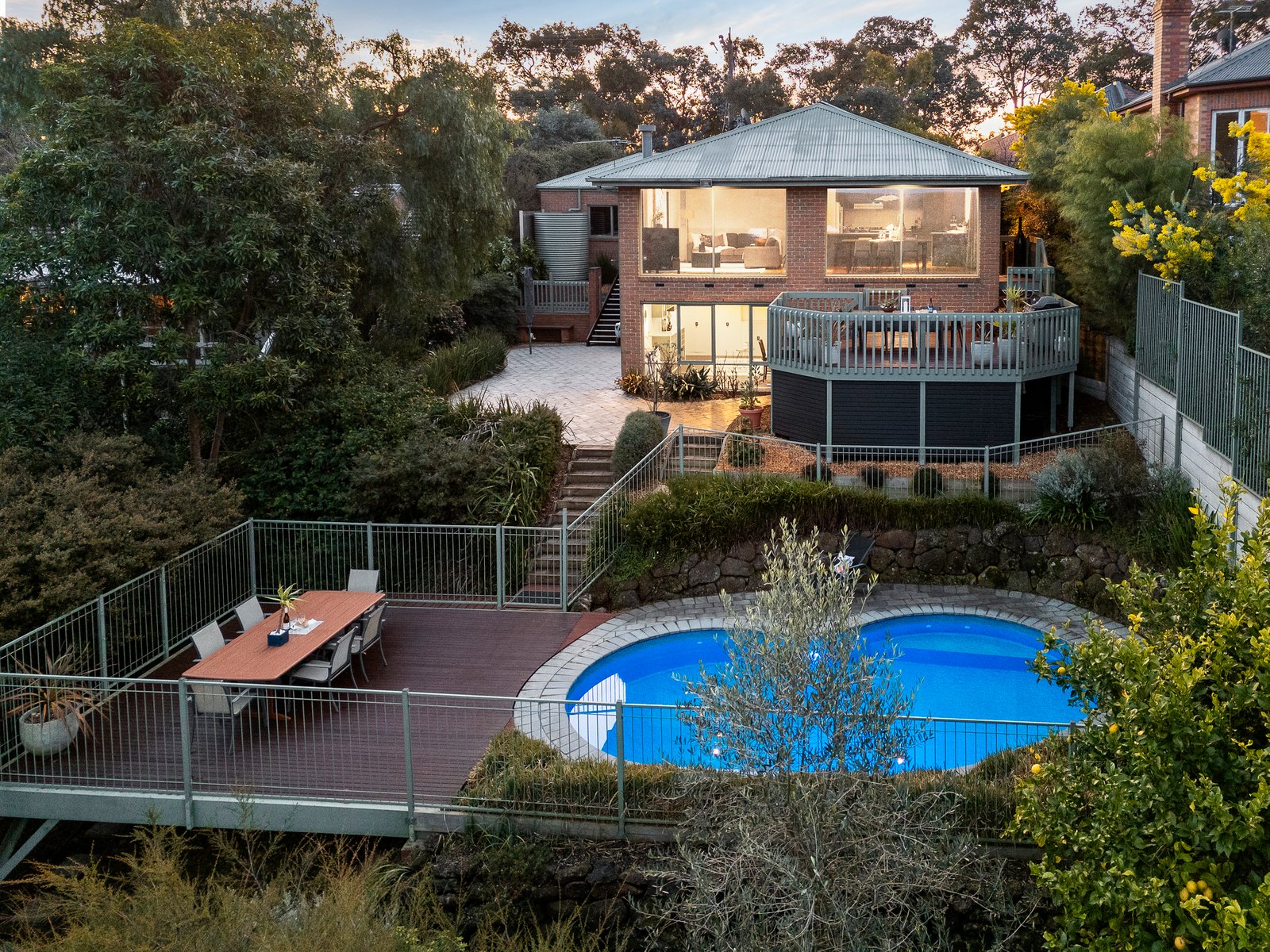 54 Pound Road, Warrandyte, 3113