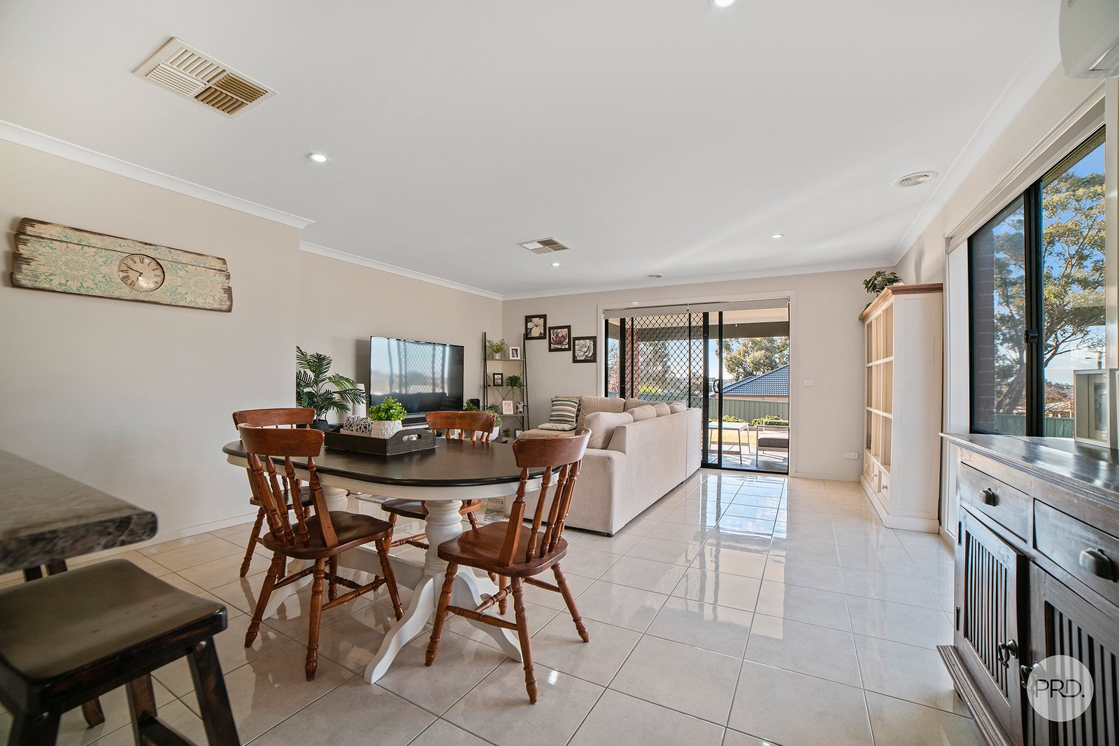 54 Queen Street KANGAROO FLAT 4