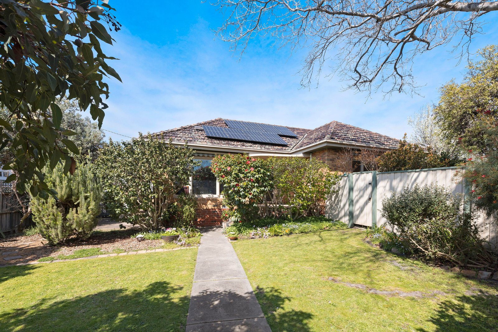 Gallery: 54 Rennison Street