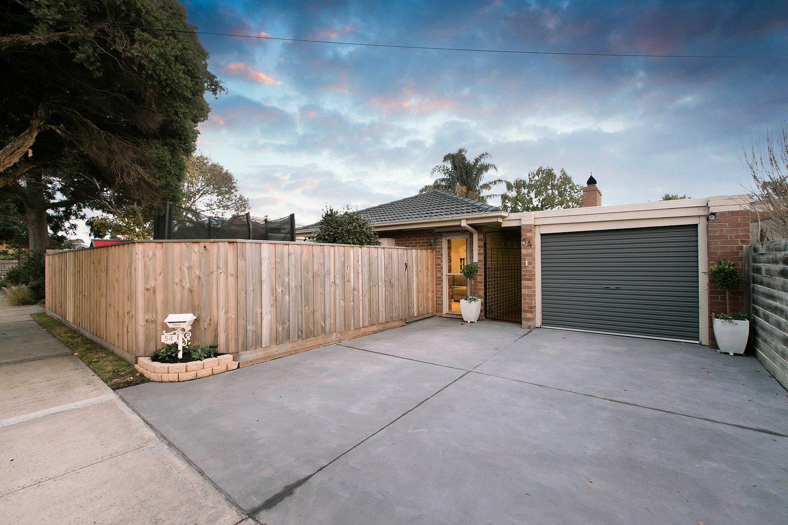 Gallery: 54 Rhoda Street