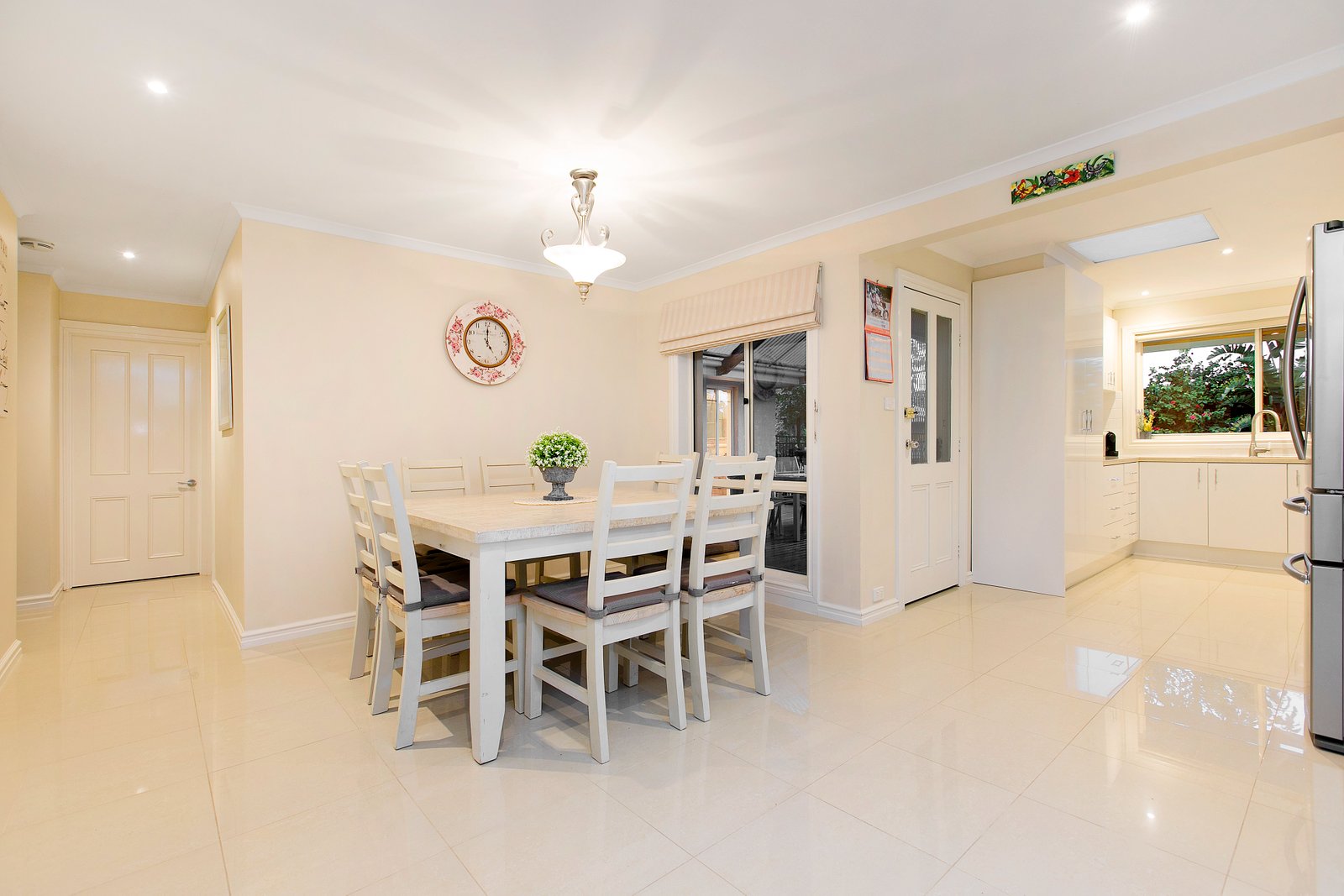 Gallery: 54 Rhoda Street